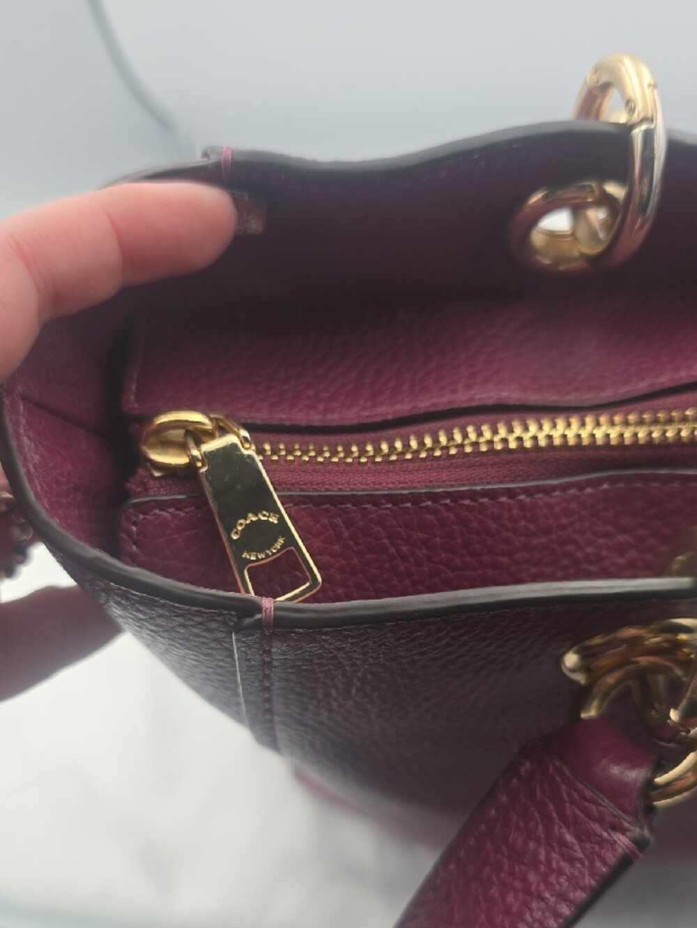 Coach Plum/Pink Varsity Stripe Ava Large Shoulder Bag W/ Gold Hardware (EUC)💖💜 - Picture 11 of 16